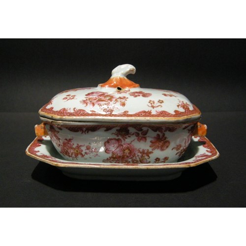 Small tureen and stand in porcelain chinese export - decorated with flowers "famille rose" - Qianlong period